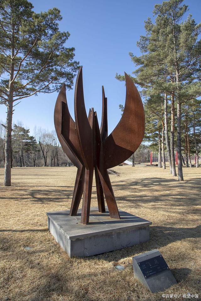 那坡锈钢板雕塑